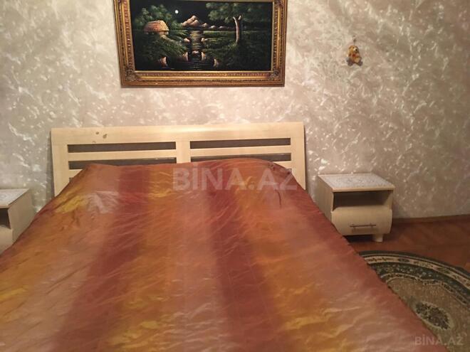 Satılır 3 otaqlı köhnə tikili 75 m², İnşaatçılar m., photo 8 from 17