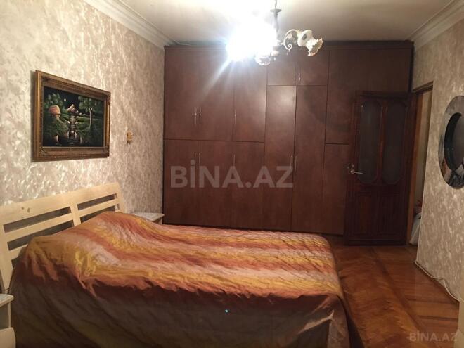 Satılır 3 otaqlı köhnə tikili 75 m², İnşaatçılar m., photo 7 from 17