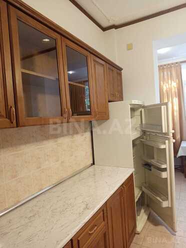 İcarəyə verilir 2 otaqlı köhnə tikili 70 m², 8 Noyabr m., photo 9 from 15