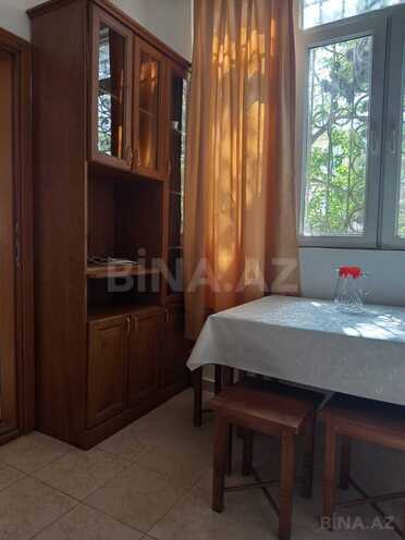 İcarəyə verilir 2 otaqlı köhnə tikili 70 m², 8 Noyabr m., photo 11 from 15