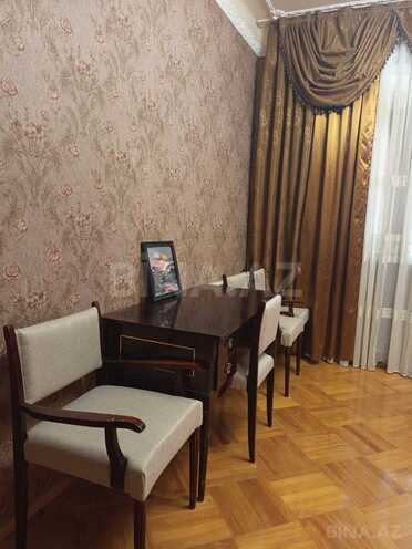İcarəyə verilir 2 otaqlı köhnə tikili 70 m², 8 Noyabr m., photo 4 from 15