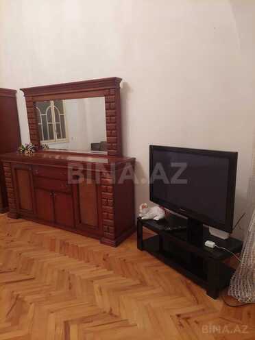 İcarəyə verilir 2 otaqlı köhnə tikili 68 m², 28 May m., photo 5 from 15
