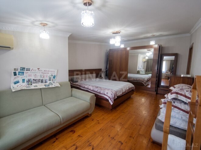 Satılır 3 otaqlı köhnə tikili 75 m², Sahil m., photo 16 from 22