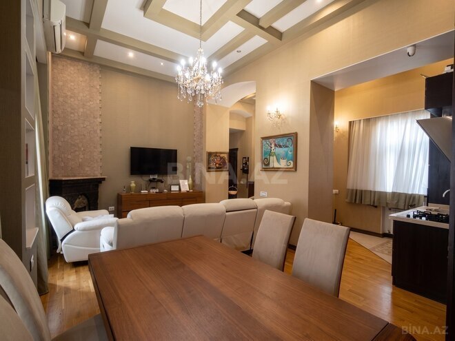 Satılır 3 otaqlı köhnə tikili 75 m², Sahil m., photo 6 from 22