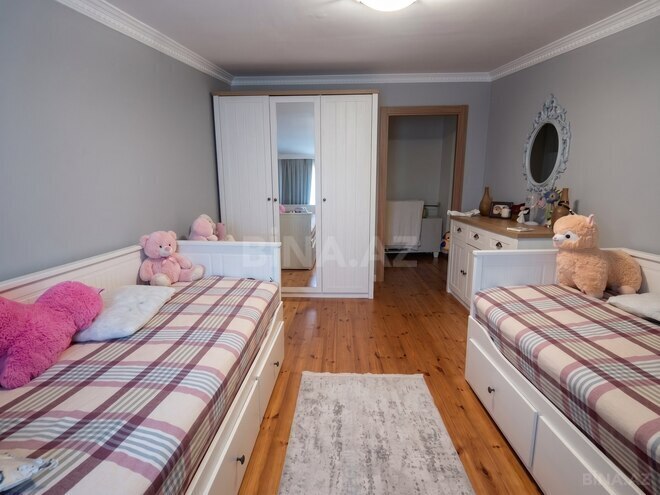 Satılır 3 otaqlı köhnə tikili 75 m², Sahil m., photo 19 from 22