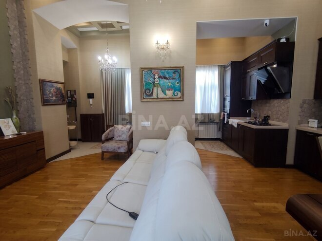 Satılır 3 otaqlı köhnə tikili 75 m², Sahil m., photo 7 from 22