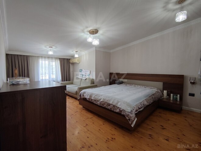 Satılır 3 otaqlı köhnə tikili 75 m², Sahil m., photo 15 from 22