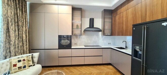 İcarəyə verilir 4 otaqlı yeni tikili 180 m², 28 May m., photo 13 from 26
