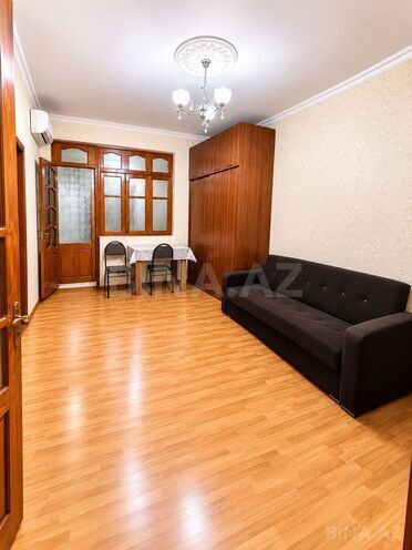 Продаётся 2-комн. вторичка 60 м², м. Мемар Аджеми, photo 1 from 7