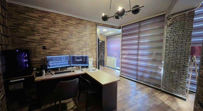 Продаётся 3-комн. офис 105 м², м. Иншаатчылар, photo 8 from 17