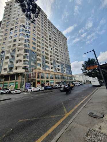 Продаётся 2-комн. новостройка 65 м², м. Азадлыг проспекти, photo 1 from 14