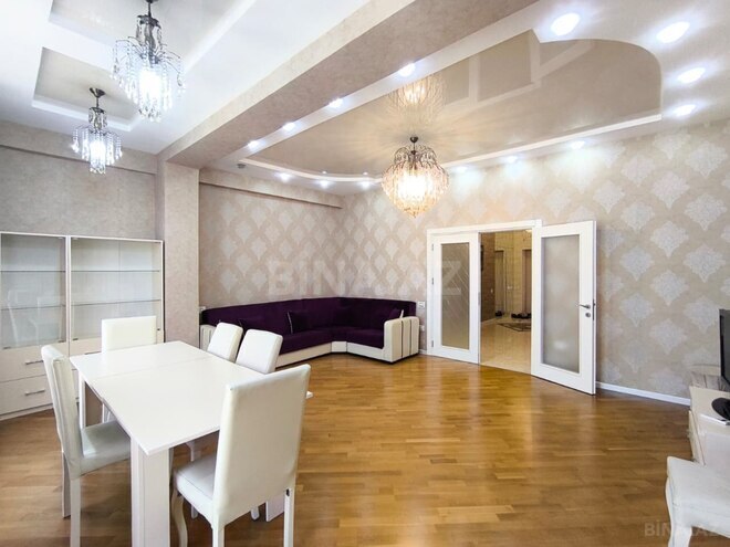 İcarəyə verilir 3 otaqlı yeni tikili 170 m², 28 May m., photo 11 from 21