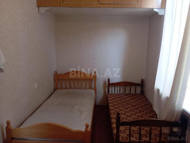 Сдаётся 2-комн. вторичка 50 м², м. Нефтчиляр, photo 1 from 7