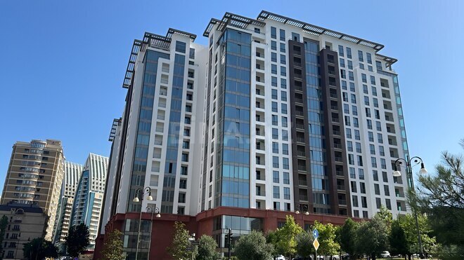 Сдаётся 4-комн. новостройка 170 м², м. Элмляр Академиясы, photo 1 from 17