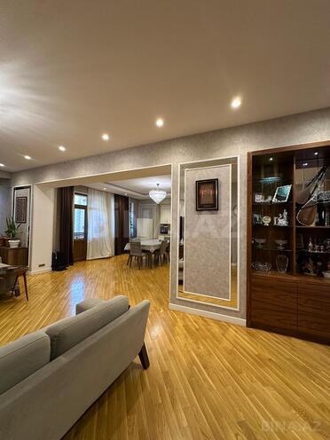İcarəyə verilir 4 otaqlı yeni tikili 220 m², Həzi Aslanov q., photo 11 from 32