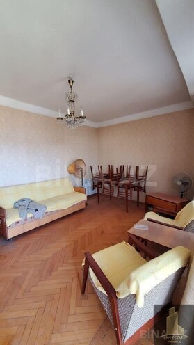 Продаётся 2-комн. вторичка 47 м², м. Гянджлик, photo 10 from 21