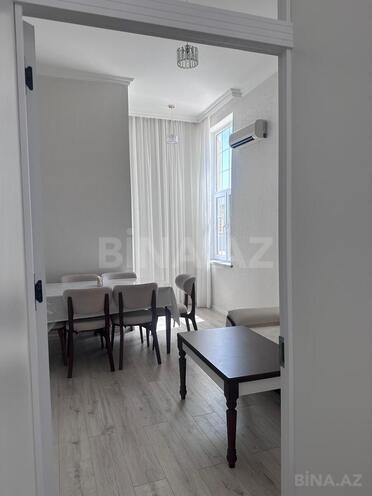 Продаётся 2-комн. вторичка 45 м², м. Низами, photo 7 from 22