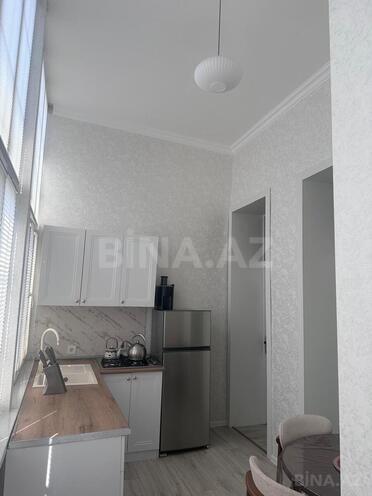 Продаётся 2-комн. вторичка 45 м², м. Низами, photo 9 from 22