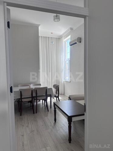 Продаётся 2-комн. вторичка 45 м², м. Низами, photo 6 from 22