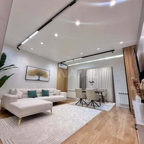 Сдаётся 3-комн. новостройка 110 м², м. 28 мая, photo 1 from 8