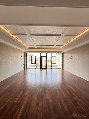 Продается 4-комн. новостройка 200 м², м. 28 мая, photo 1 from 18