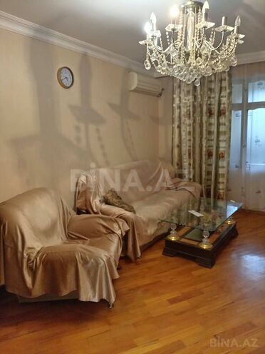 Satılır 3 otaqlı köhnə tikili 70 m², İnşaatçılar m., photo 3 from 11