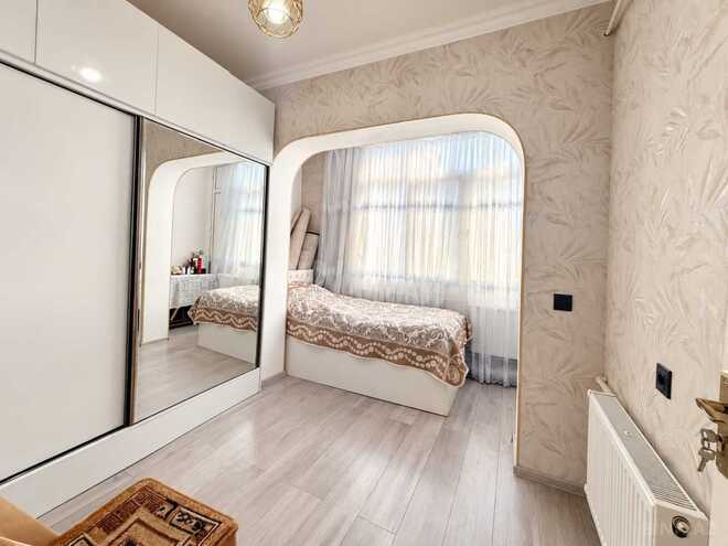 Satılır 3 otaqlı köhnə tikili 78 m², İnşaatçılar m., photo 8 from 21