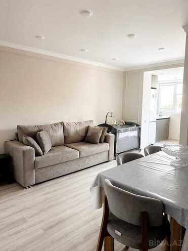 Satılır 2 otaqlı köhnə tikili 40 m², Qara Qarayev m., photo 1 from 11