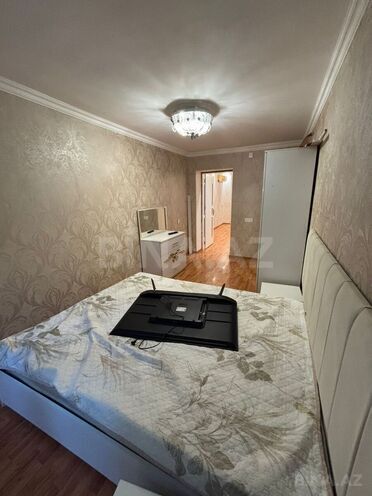Продаётся 2-комн. вторичка 58 м², м. Иншаатчылар, photo 9 from 17