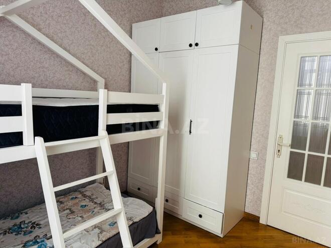 Продаётся 3-комн. новостройка 110 м², м. Кара Караев, photo 6 from 15