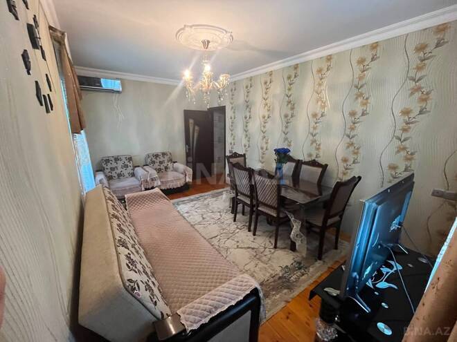 Продаётся 2-комн. вторичка 62 м², Хатаинский р., photo 1 from 14
