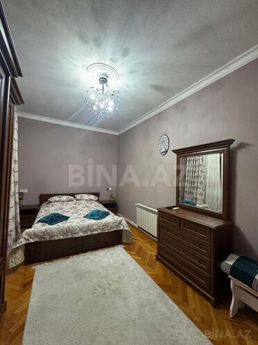 İcarəyə verilir 2 otaqlı köhnə tikili 90 m², 28 May m., photo 3 from 21
