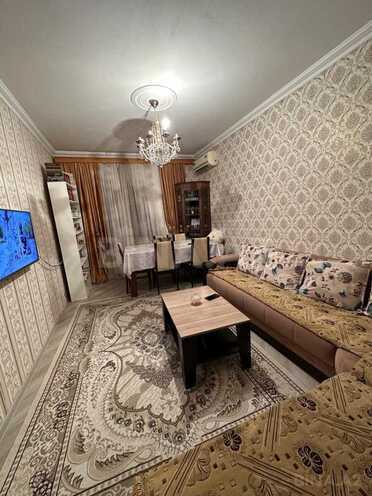 Продаётся 2-комн. вторичка 65 м², м. Гянджлик, photo 1 from 14