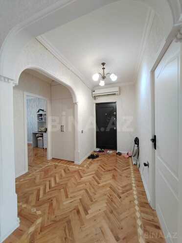 Satılır 3 otaqlı köhnə tikili 80 m², Xalqlar Dostluğu m., photo 12 from 17