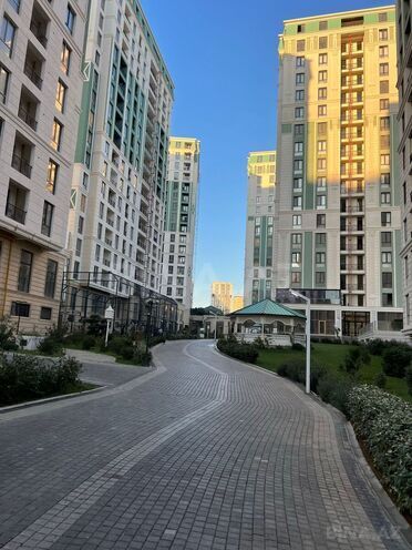 Продаётся 2-комн. новостройка 58 м², м. Гянджлик, photo 1 from 14