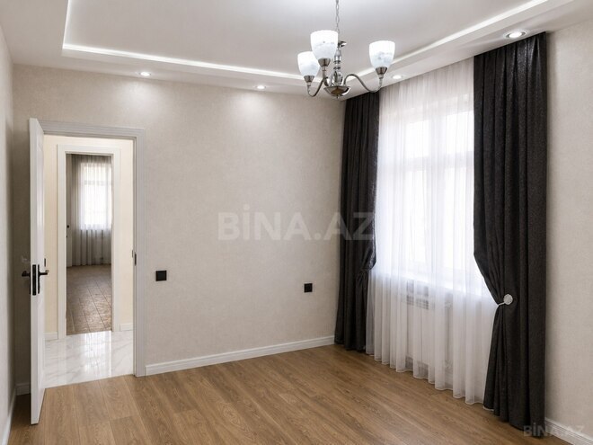 Продаётся 2-комн. вторичка 60 м², м. Ази Асланов, photo 4 from 16