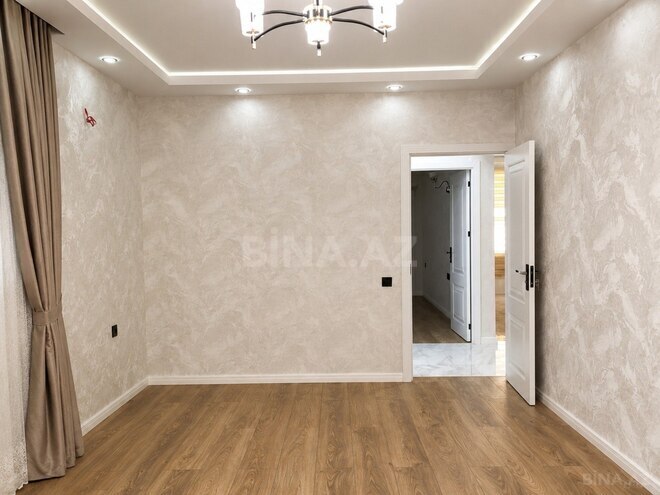 Продаётся 2-комн. вторичка 60 м², м. Ази Асланов, photo 8 from 16