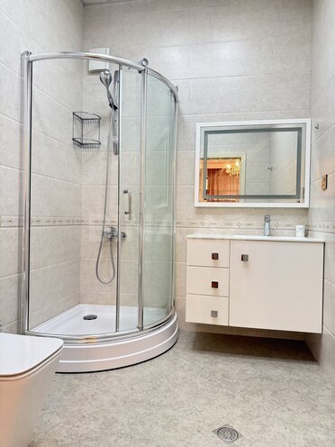 İcarəyə verilir 3 otaqlı yeni tikili 160 m², Nizami m., photo 6 from 30