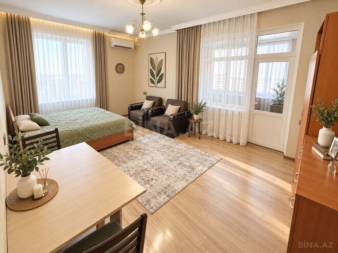 Satılır 1 otaqlı köhnə tikili 40 m², Qara Qarayev m., photo 3 from 14