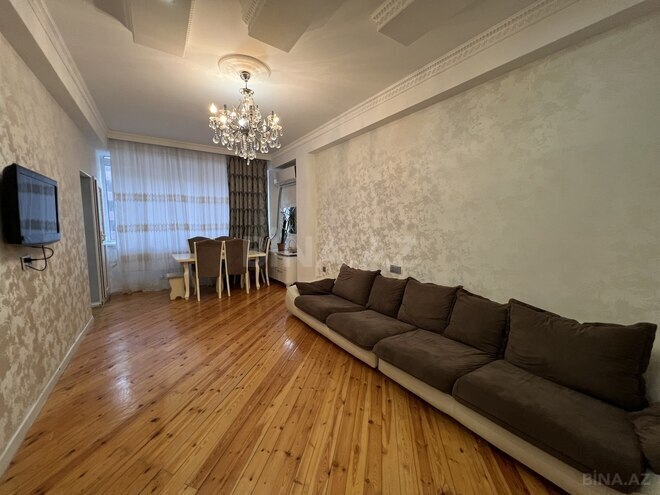 Продаётся 3-комн. новостройка 71 м², м. Ахмедлы, photo 1 from 19