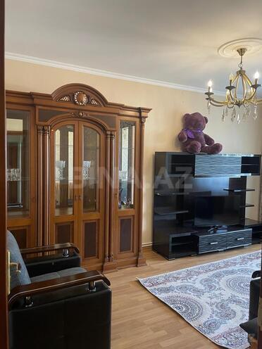 Продаётся 3-комн. вторичка 80 м², м. Халглар Достлугу, photo 1 from 16