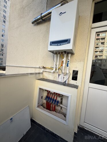 Продается 2-комн. вторичка 65 м², м. Ази Асланов, photo 14 from 17