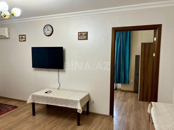 Продаётся 2-комн. вторичка 50 м², м. Кара Караев, photo 11 from 18
