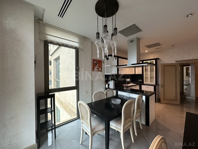 Сдаётся 3-комн. новостройка 170 м², м. Ичеришехер, photo 12 from 31
