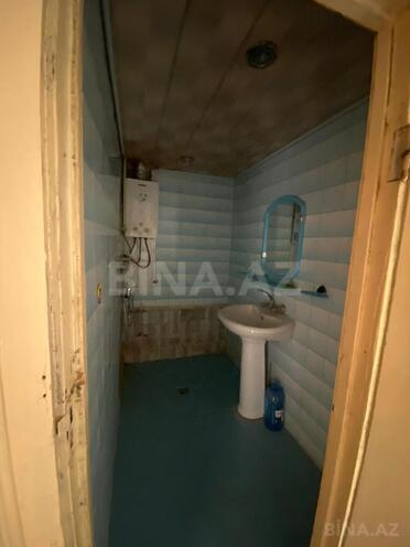 Satılır 2 otaqlı köhnə tikili 65 m², Bakıxanov q., photo 15 from 18