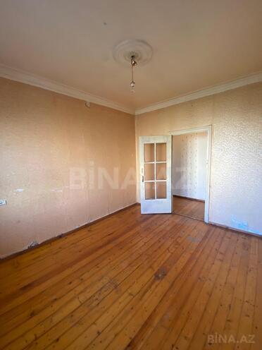 Satılır 2 otaqlı köhnə tikili 65 m², Bakıxanov q., photo 10 from 18