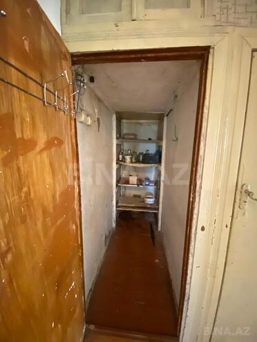 Satılır 2 otaqlı köhnə tikili 65 m², Bakıxanov q., photo 13 from 18