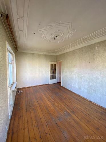 Satılır 2 otaqlı köhnə tikili 65 m², Bakıxanov q., photo 3 from 18