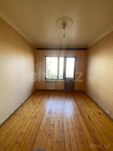 Satılır 2 otaqlı köhnə tikili 65 m², Bakıxanov q., photo 9 from 18