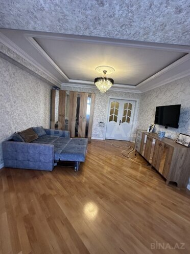Продаётся 2-комн. вторичка 50 м², м. Нариман Нариманов, photo 1 from 17